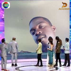 Meet your Posher, Robert